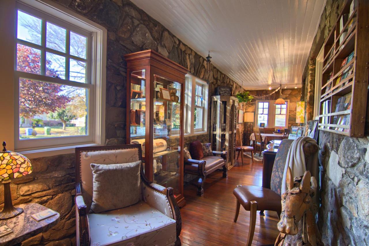 North Lodge On Oakland Bed And Breakfast Asheville Exteriér fotografie
