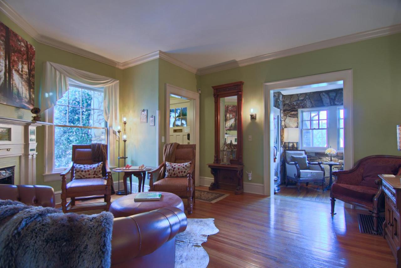 North Lodge On Oakland Bed And Breakfast Asheville Exteriér fotografie